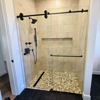 Modern glass shower tiled design